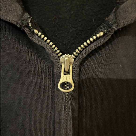 GAP zip up heavy weight hoodie - Picture 5 of 8